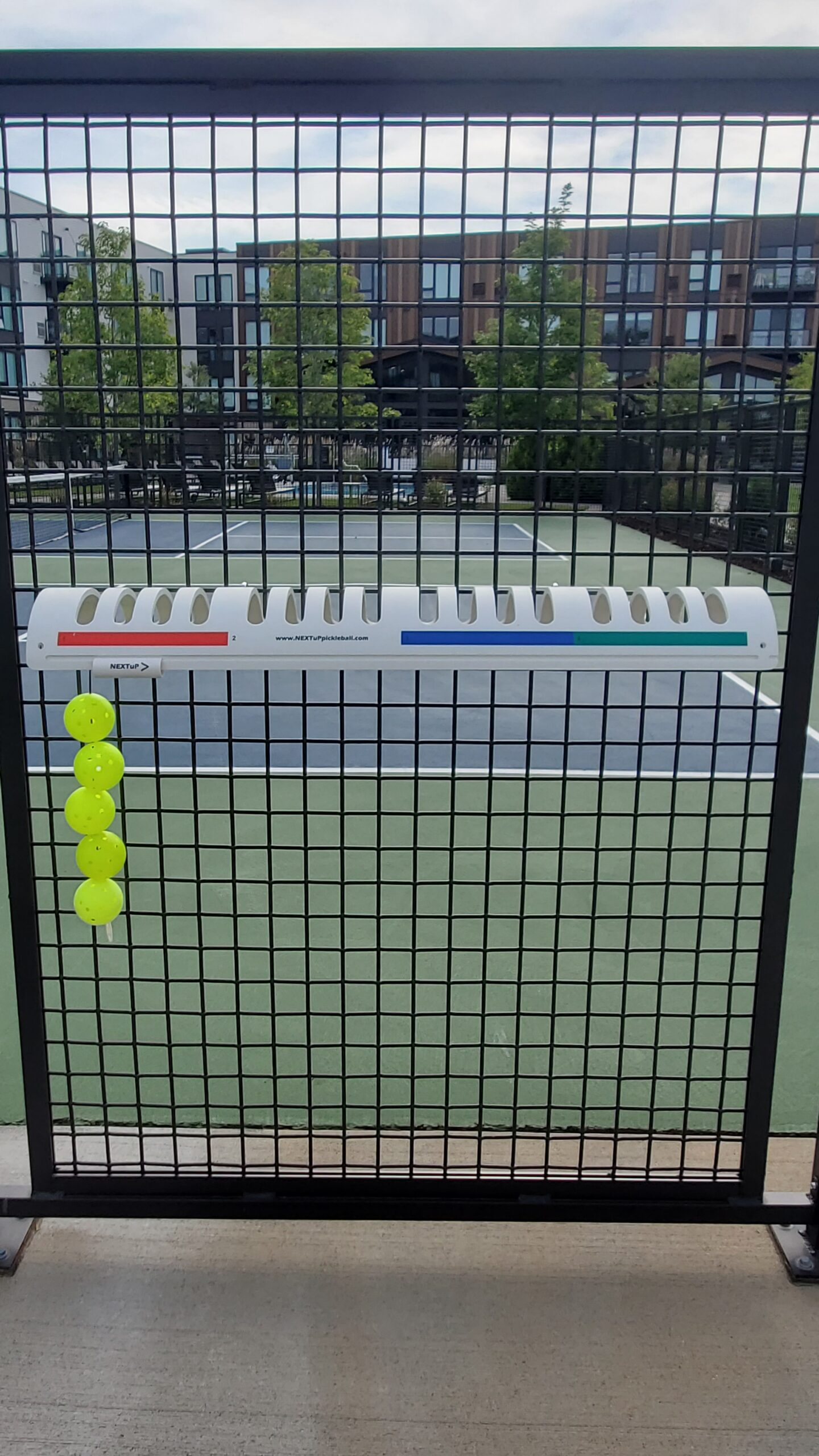 Ball Storage at the Rack "The Pickle-Line"