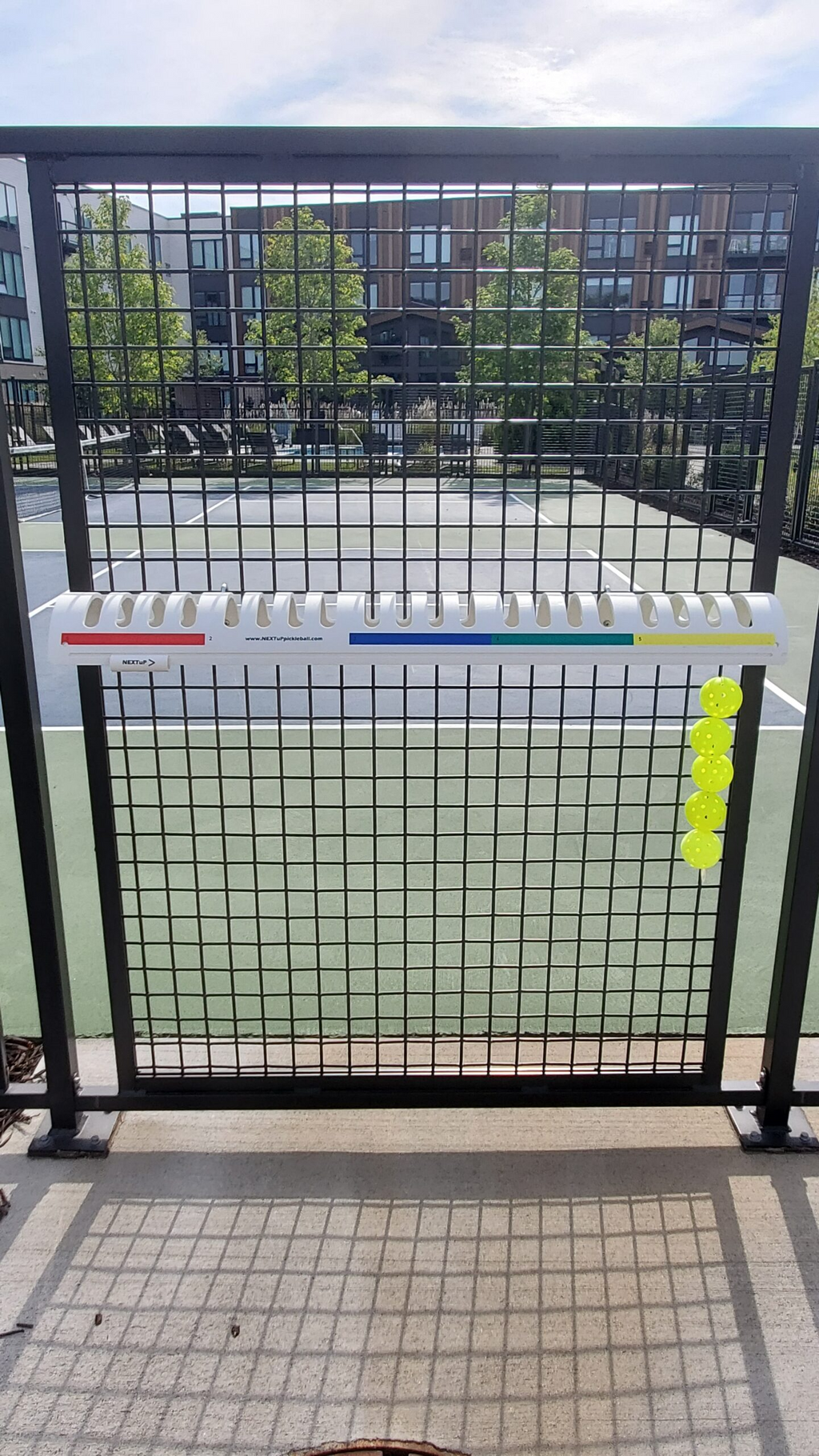 Ball Storage at the Rack "The Pickle-Line"