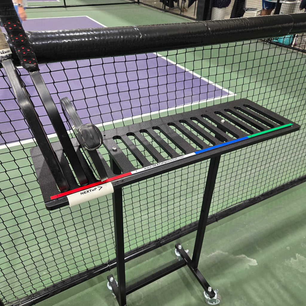 Total flexibility —NEXTuP Rolling Paddle Stand