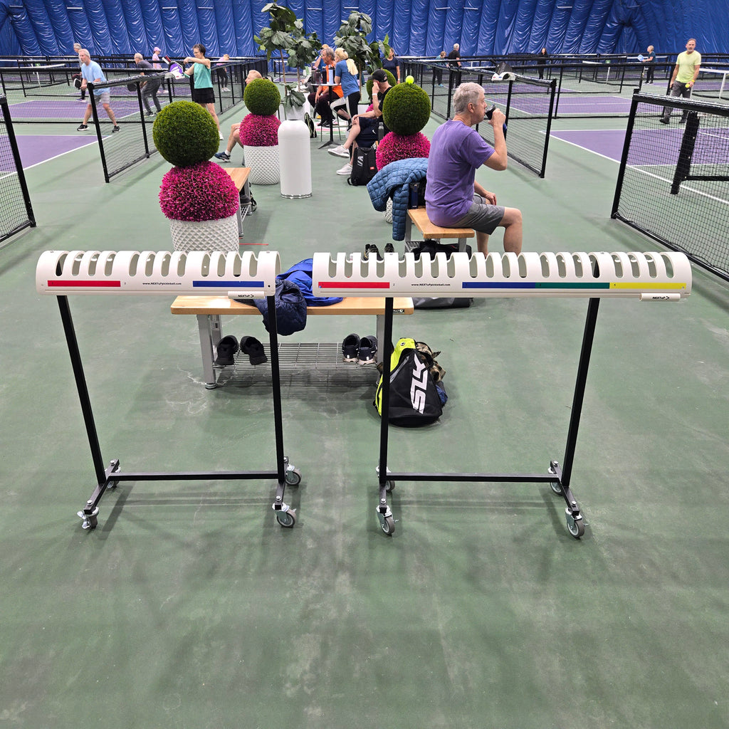 Total flexibility —NEXTuP Rolling Paddle Stand